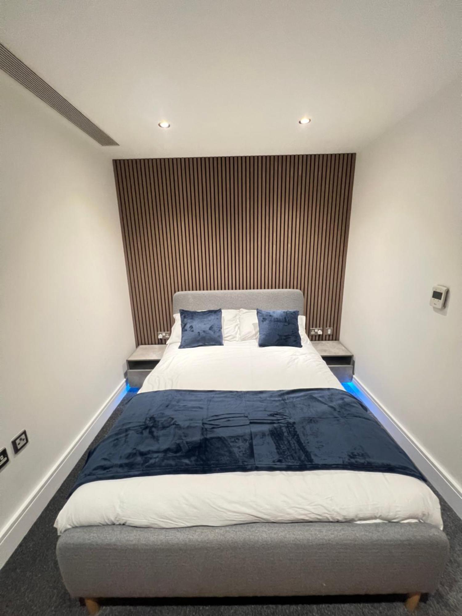 לונדון Apartment In Canary Wharf מראה חיצוני תמונה