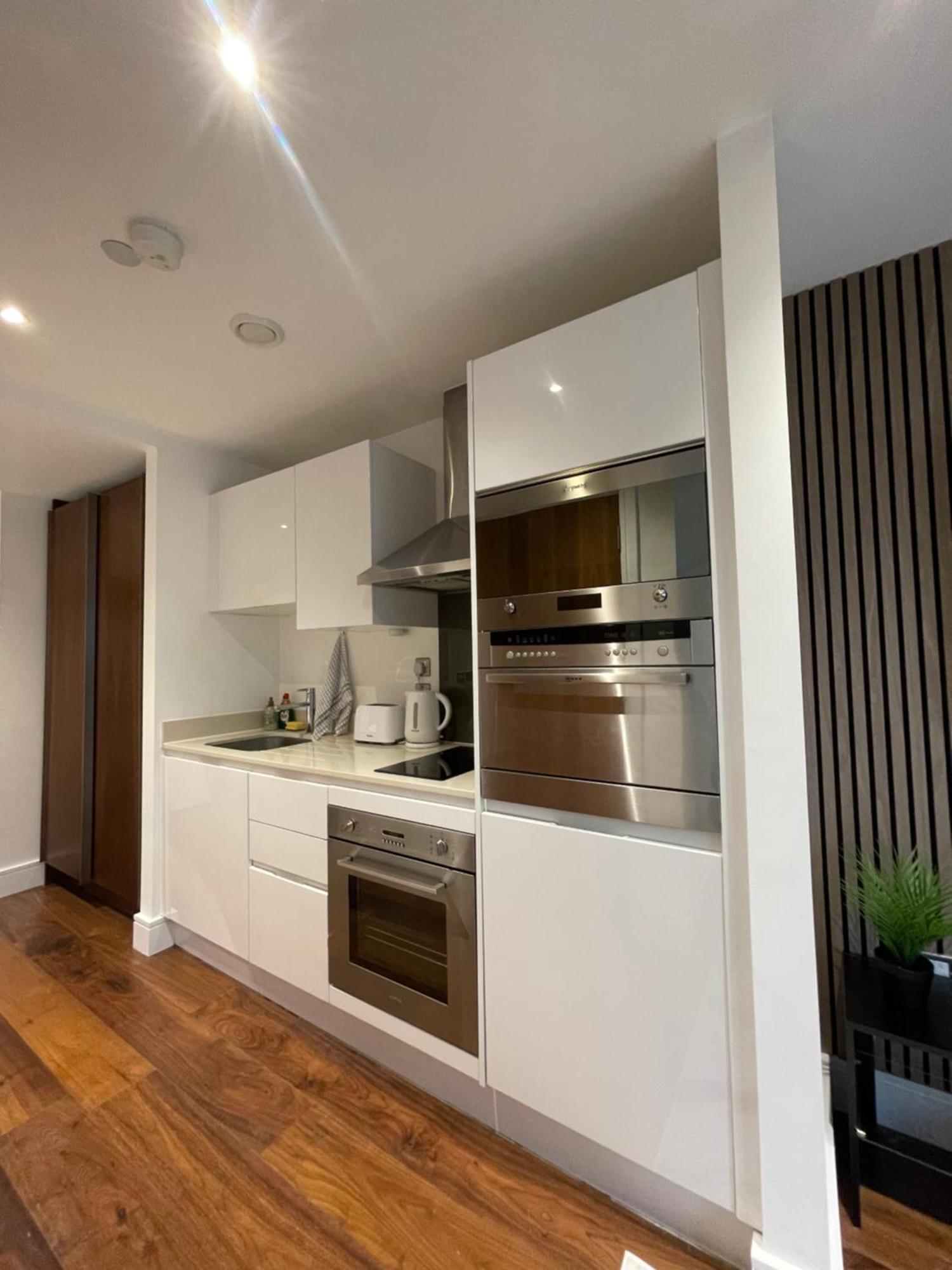 לונדון Apartment In Canary Wharf מראה חיצוני תמונה